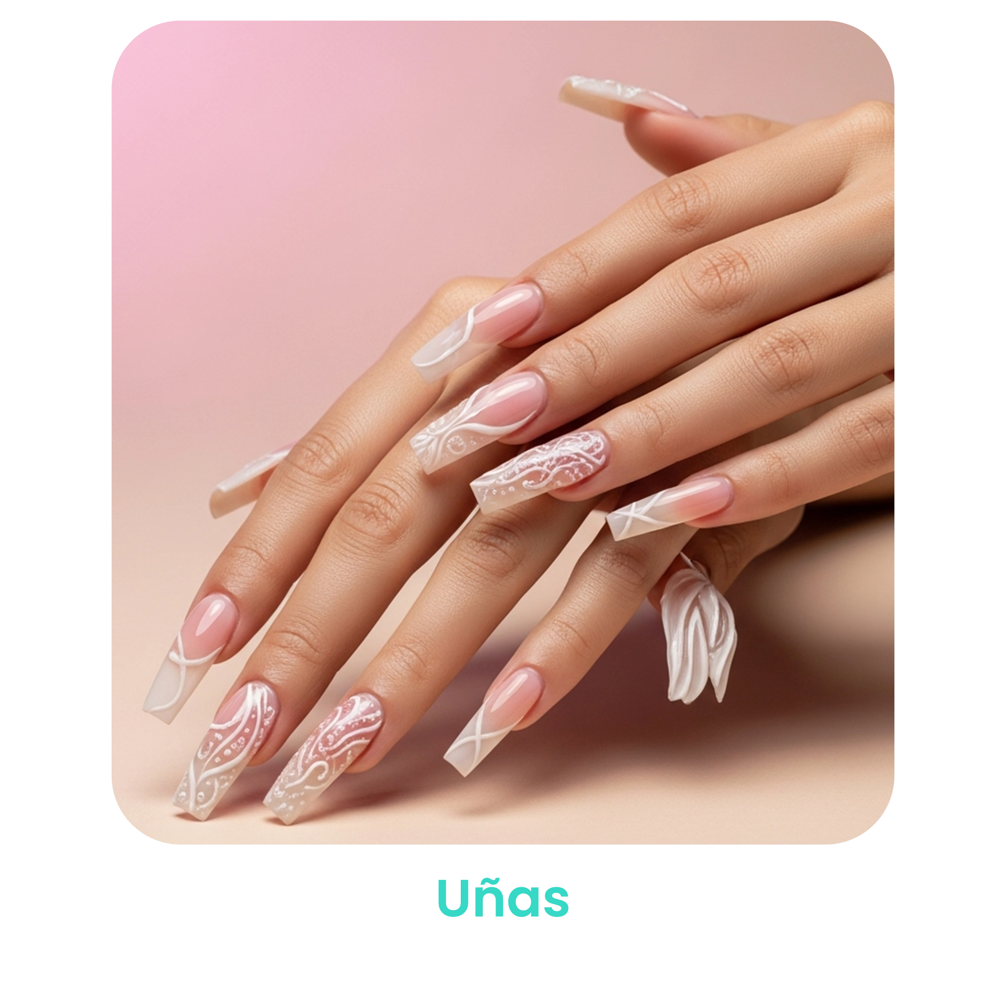 Manos con uñas largas decoradas con diseño artístico, representando los servicios de manicura y spa de uñas. · 2